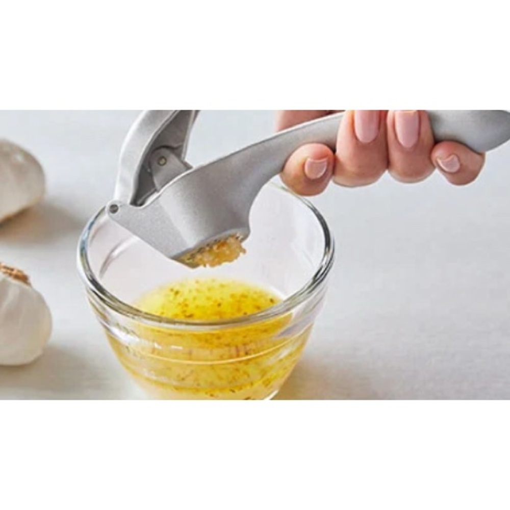 Pampered Chef Garlic Press